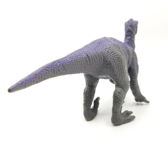 Vintage TM Velociraptor 1072-P6 Jurassic Plastic Figure Purple Diorama 2000 - Picture 3 of 5